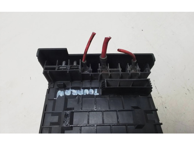 Блок предохранителей  1K0937125A, D17183071   Volkswagen Touran I    