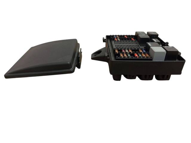 Блок предохранителей  DW9314A073CB   Jaguar XJ X351    