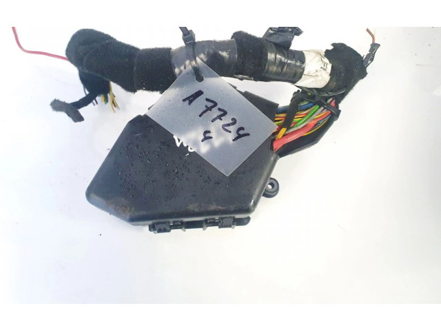 Блок предохранителей     Skoda Superb B5 (3U)    