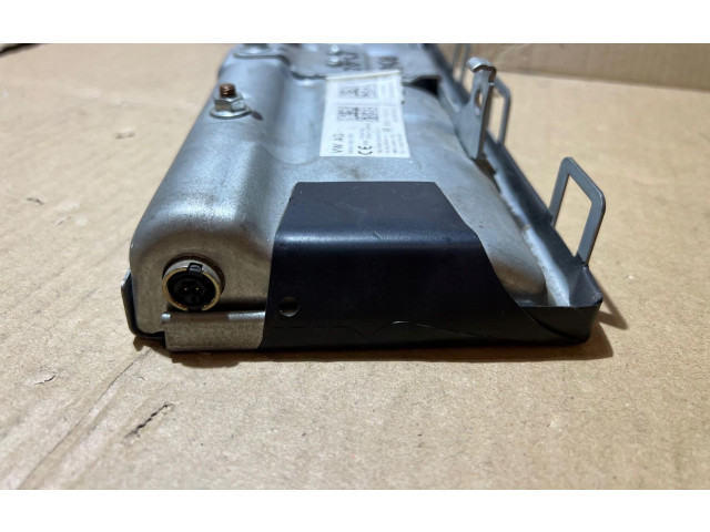 Подушка безопасности для колен    Audi A3 S3 8V