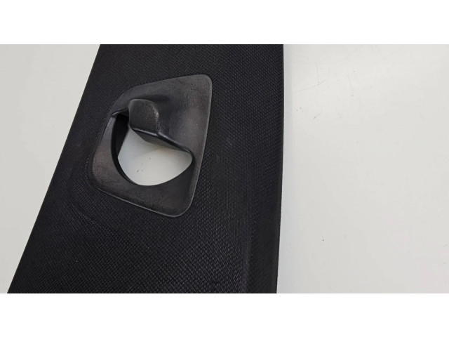 Отделка стойки (B) (верхняя)