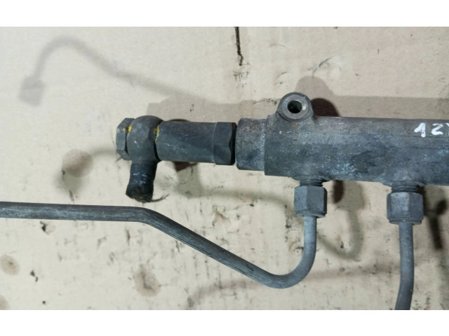 Топливная рампа 8658252, 0445215015 Volvo V70