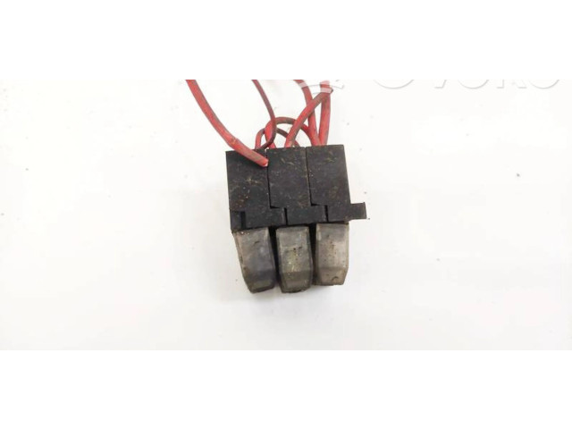 Pojistková skříňka Peugeot 406 1999