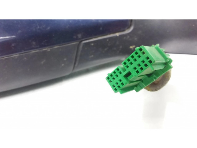 Зеркало электрическое Volvo S80 1999 - 2003 года