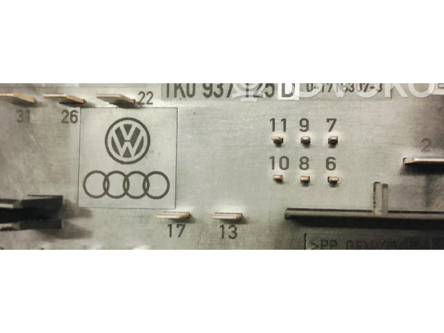 Блок предохранителей 1K0937125D   Skoda Superb B6 (3T)    