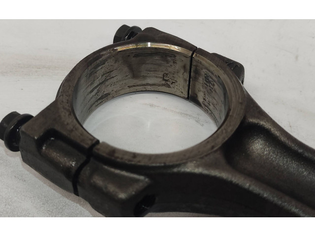 Поршень 7701476499, 7701476250 Renault Trafic II (X83)