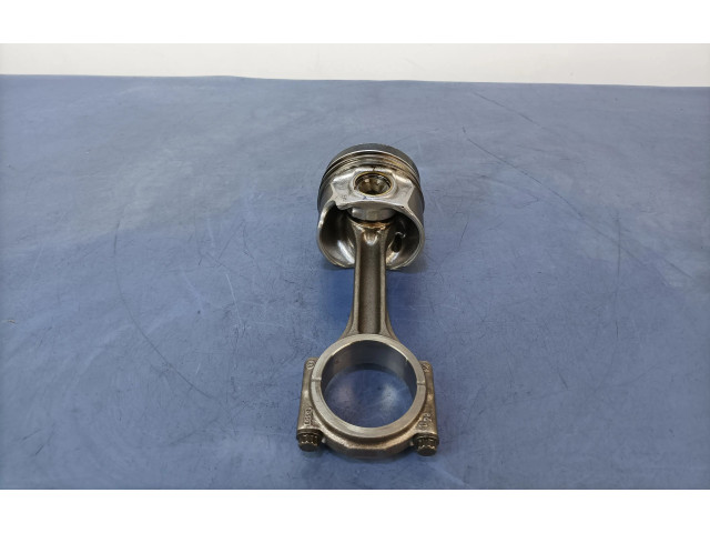  Поршень DFGA   Volkswagen PASSAT B8  