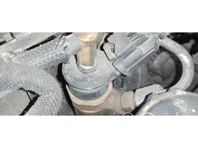 Vstřikovač 0445110311 Citroen Berlingo pro naftový motor 1.6