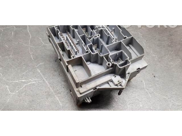 Блок предохранителей 51739427 Fiat Idea