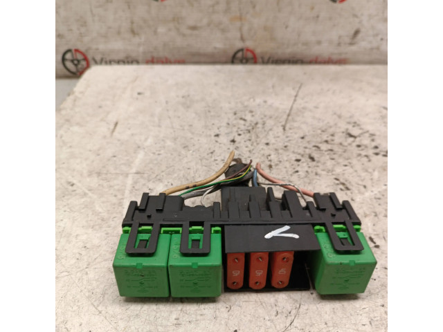   Pojistková skříňka 12V35A03531   Citroen Berlingo 2011