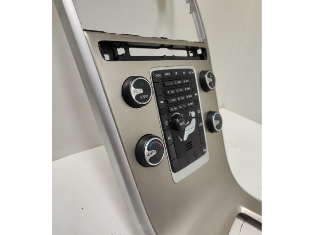 Блок управления климат-контролем 1302415   Volvo XC60