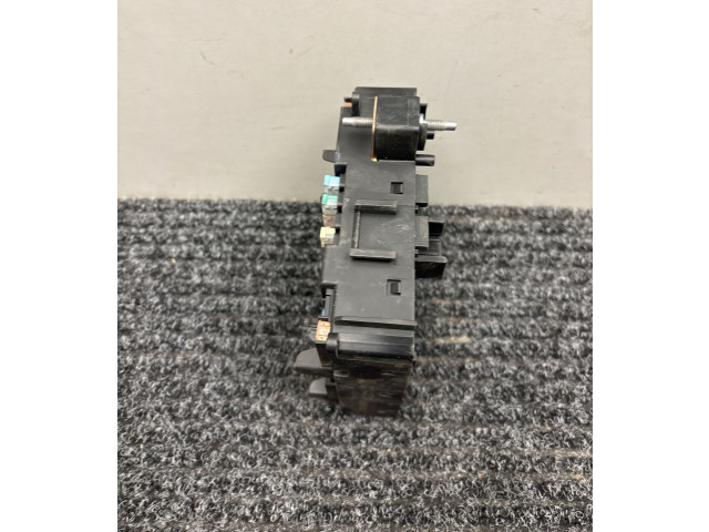 Блок предохранителей 31676132, 18192   Volvo XC90    