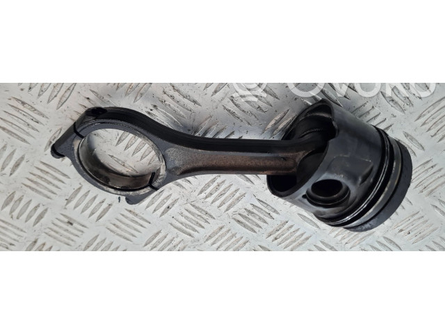 Поршень Land Rover Discovery 3 - LR3