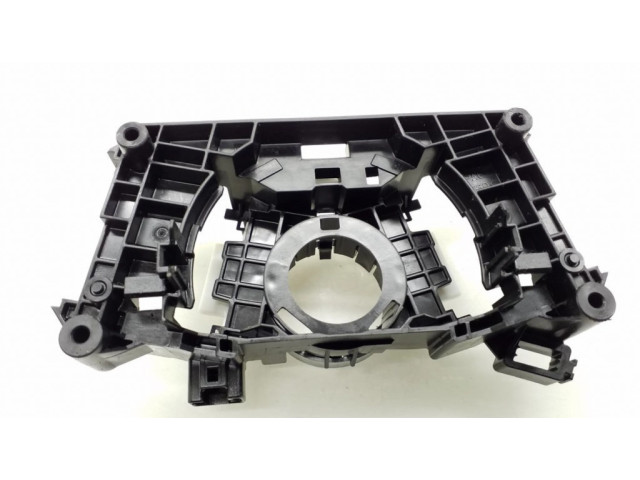 Другая деталь салона