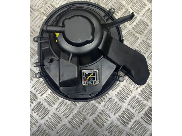 Вентилятор печки    LHD28417, LHD86577   Volvo V70