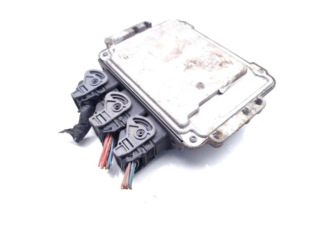 Блок управления двигателя 9663786880, 0281012982   Peugeot Expert