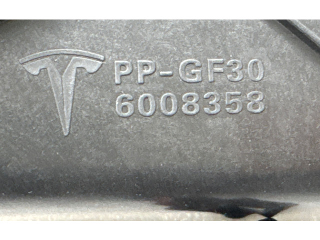 Вентилятор радиатора 6008358 Tesla Model S