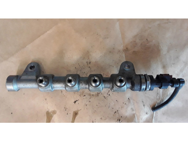 Магистральная трубка топлива