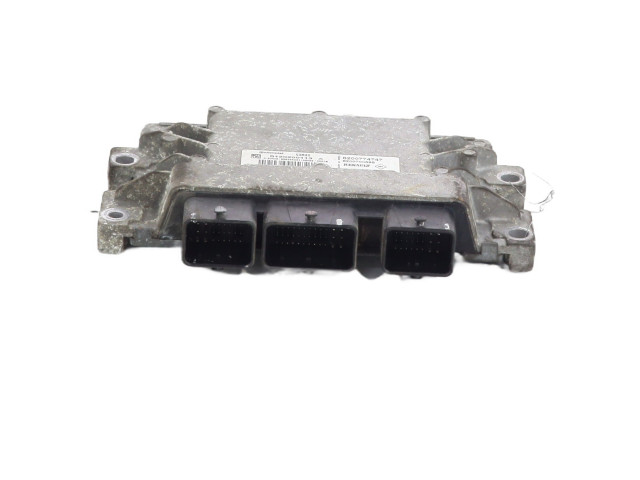 Блок управления двигателя 8200774747   Renault Twingo II