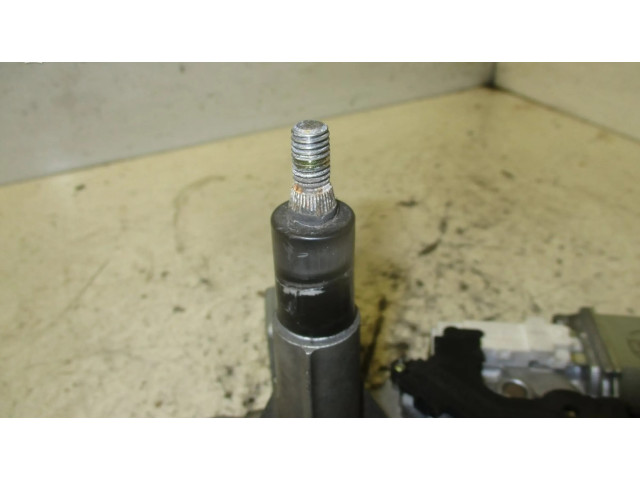 Моторчик заднего дворника 34982581, DLB500073    Land Rover Discovery 3 - LR3