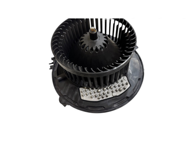 Вентилятор печки    5Q1819021E, 0130115576   Volkswagen e-Golf