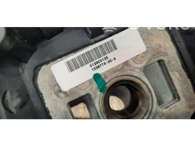 Руль Tesla Model S 2012 - года 0129C0135, 103677400A