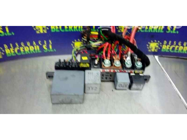 Pojistková skříňka Řídící jednotka BSM Volkswagen Passat Alltrack 1950