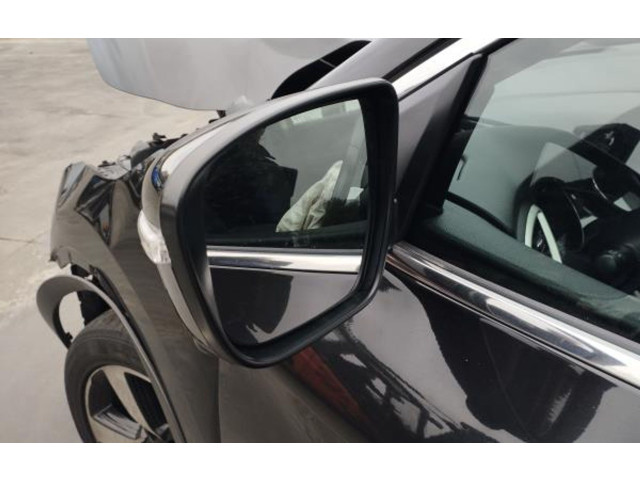Zpětné zrcátko Nissan Qashqai 2015 REBATIVEL