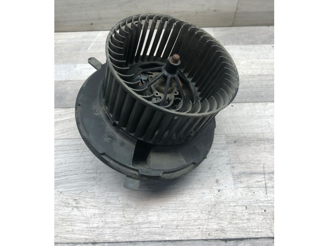 Вентилятор печки 1K1819015 Volkswagen Caddy