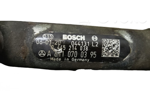 Vstřikovací lišta 0445214038, A6110780449 Mercedes-Benz Vito Viano W639 OM 646.982