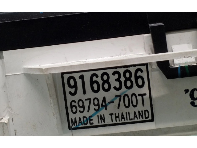 Панель приборов 9168386, 9168144   Volvo S70  V70  V70 XC       