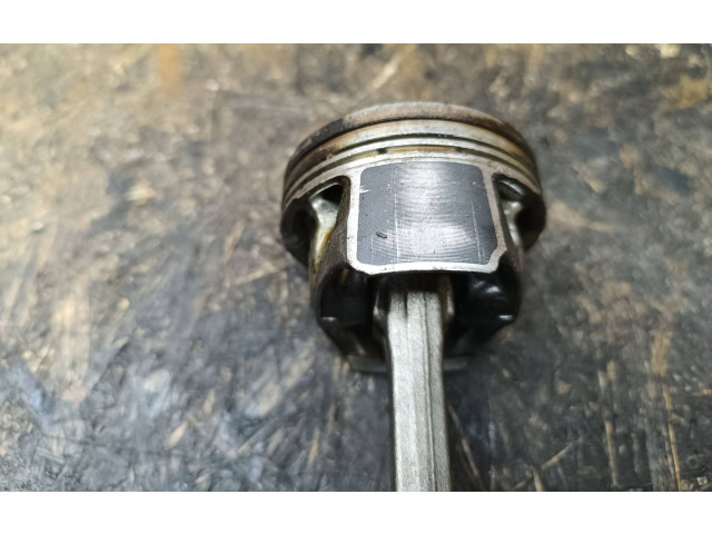  Поршень CJX CJX  Audi A3 S3 8V  