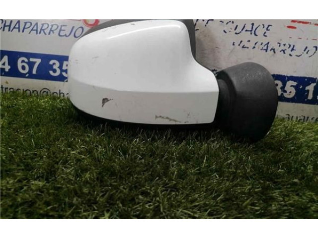 Зеркало (механическое) Dacia Sandero 2008 - 2012 года