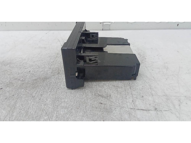 Дисплей    31268055   Volvo C30