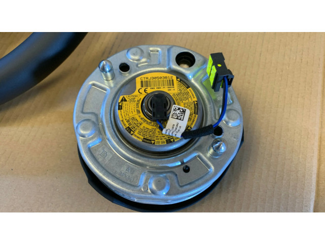 Руль BMW X3 F25  2010-2017 года 32307848338, 32308092206      