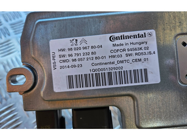 Блок управления 9802096780, 9679123280 Peugeot 2008 I