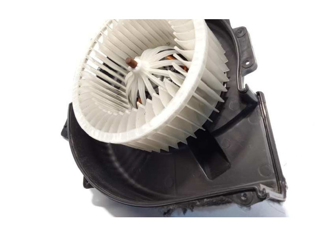 Řídící jednotka 6R1819015 Skoda Fabia Mk3 (NJ) 2016