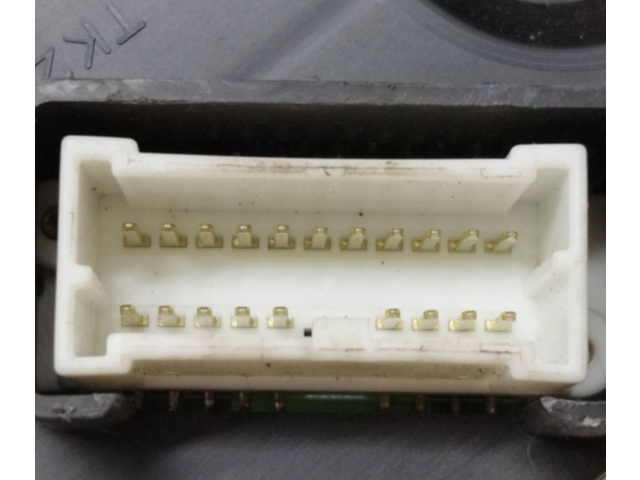 Přístrojová deska Nissan Almera Tino 2001 3B210, 3F004