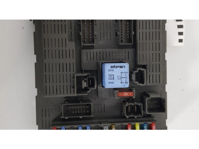 Блок предохранителей 1400310680, 14003106   Peugeot 807    