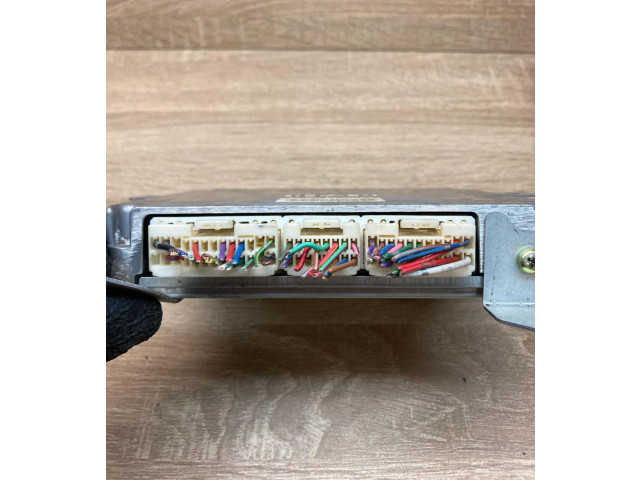 Блок управления двигателем Блок управления RF3R18881A, 2758005092 Mazda Premacy