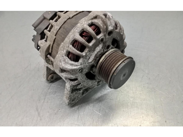 Генератор 231001568R Dacia Dokker