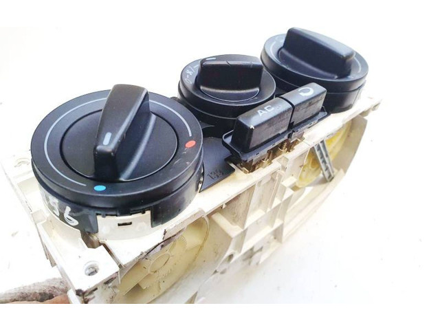 Блок управления климат-контролем 1j0820045e   Skoda Octavia Mk1 (1U)