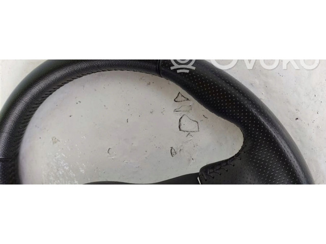 Volant Nissan Juke I F15 2014