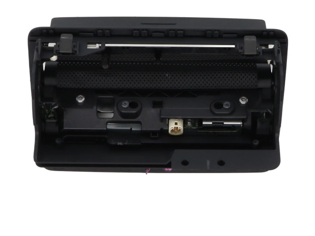 Дисплей       Audi Q3 8U