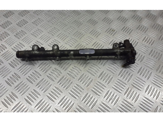 Vstřikovací lišta A6110700095   Mercedes-Benz C W203     