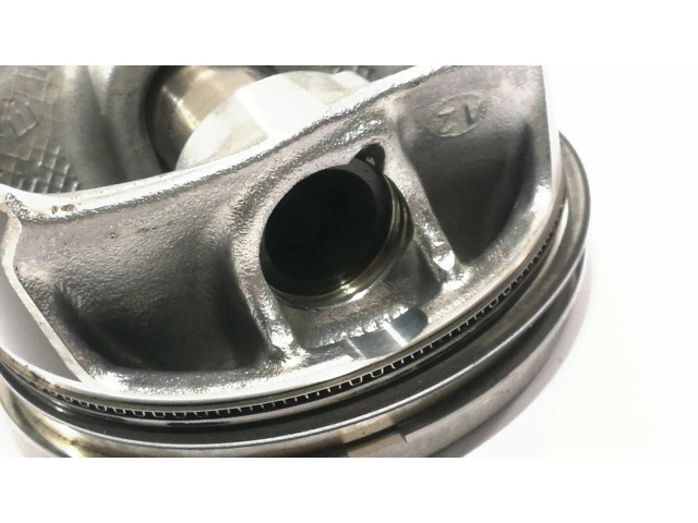  Поршень  06M107099, 06M099  Porsche Cayenne (9Y0 9Y3) для бензинового двигателя 3.0