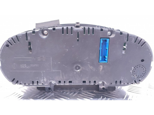 Панель приборов 5K0920860J   Volkswagen Golf VI       