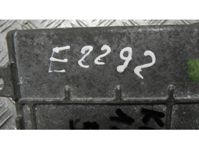 Блок управления двигателя 8200059887   Renault Kangoo I