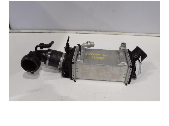 Интеркулер HW296004 Alfa Romeo Stelvio