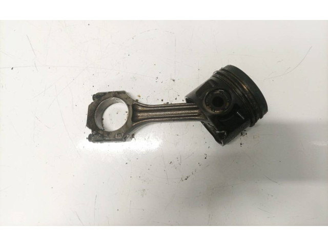  Поршень с шатуном    Volvo S70  V70  V70 XC  